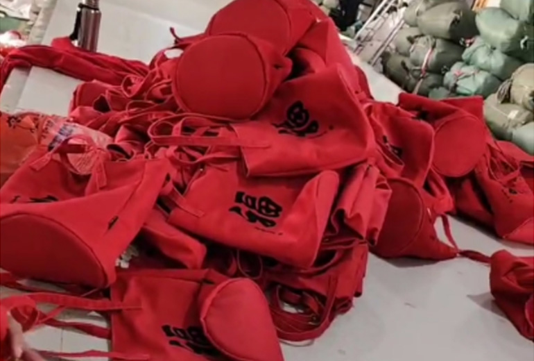 Gahumi Case-Lingyin temple Custom Bucket Bags-04.jpg